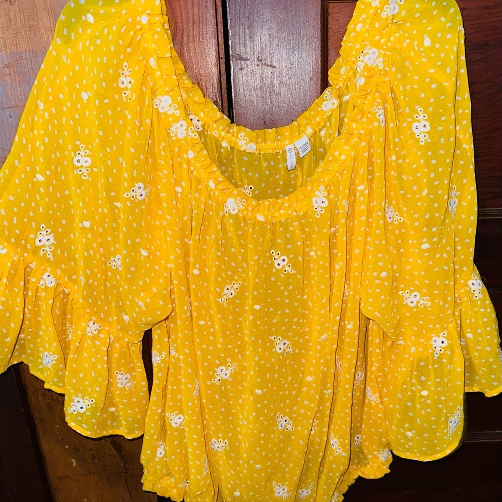 NWOT Cato Yellow Ruffled 3/4 Sleeve Blouse
